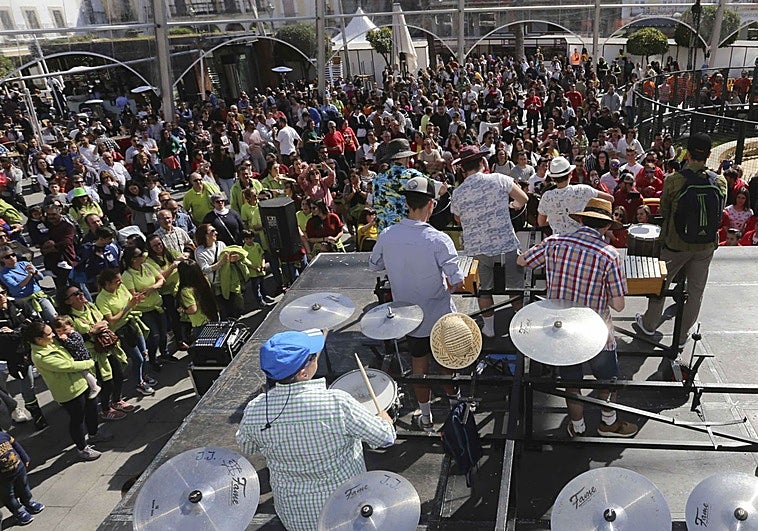 El concurso regional de tamborada y percusión, el 8 de febrero en el Templo de Diana